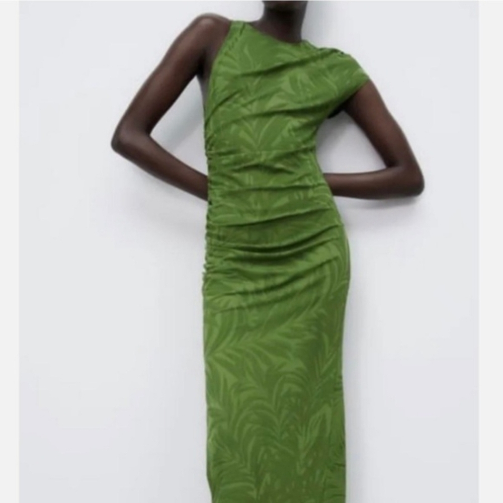 ZARA Dress - Picture 3 of 5